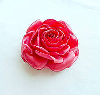 Брошь цветок из розовой ткани ручной работы "Роза летняя"