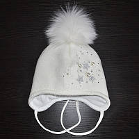 Зимова шапка на зав'язках з хутряним помпоном для дівчинки