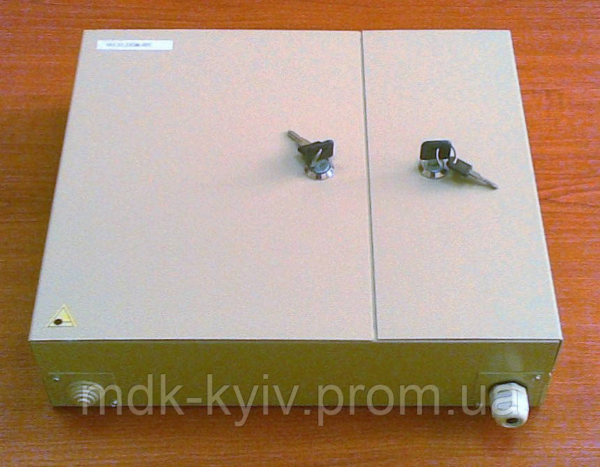 Оптичний бокс 8FC/32 — настінний розподільний бокс на 8 (32) волокон (аналог ОРБ-32, ODF 32, PSK 32), фото 1