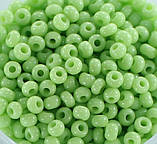 Бісер 10/0, No53410 салатовий непрозорий натуральний (пач.50 грамів), фото 2