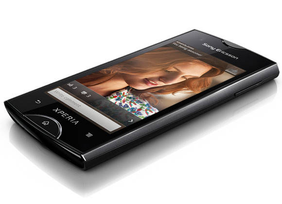Сенсорный телефон Sony Ericsson Xperia ray ST18i с процессором ...