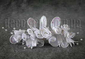 Шпилька з атласними трояндами та кристалами 22 см