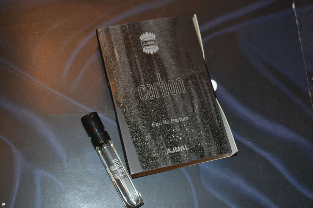 Парфюмерная композиция Ajmal Carbon For Him была спецаиально создана для тех, кому надоела рутина повседневности. 