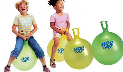 М'ячі для фітнесу, дитячі масажні, стрибуни.