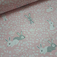 Ткань польская хлопковая, серые и белые кролики на розовом