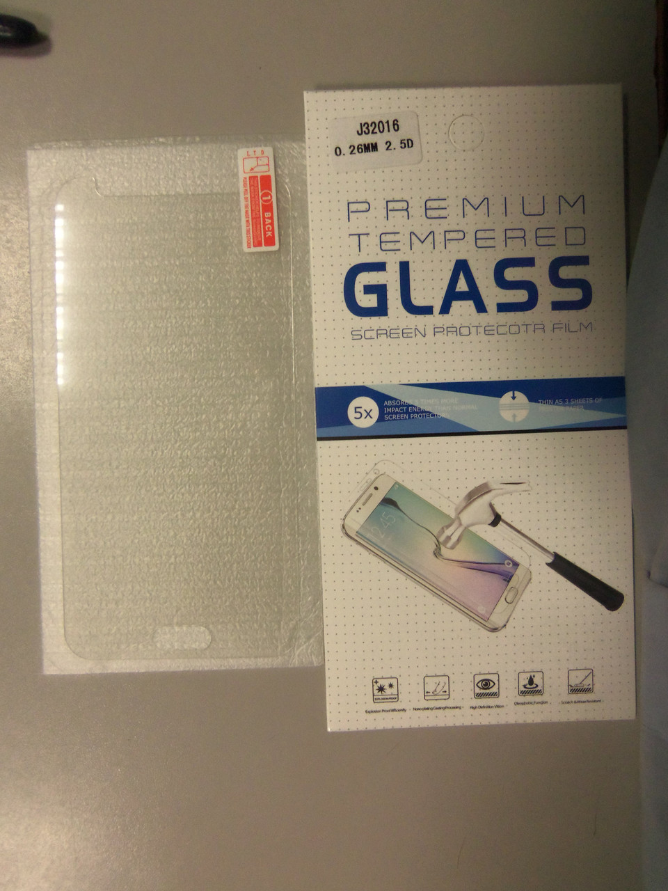 Захисне скло Premium tempered GLASS для Samsung J320 2016 р