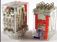 Реле проміжне RMIA4 (4 CO) 230 перем. 5 А