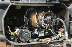 Audi A6 (C6) - замена линз Hella AFS классическая на биксеноновые линзы Hella 4 3.0" дюйма (⌀76мм) D2S/D4S 1