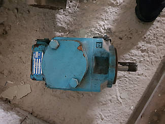 Насос поршневий T2SDC 020 008 1R03 A1 DENISON 