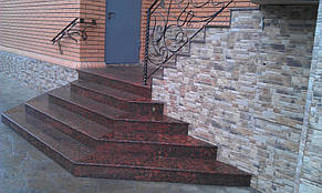 Гранитные крылечки, Подгородное (Днепропетровская область). 3