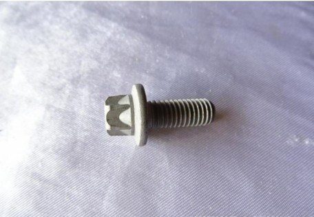 Болт M8 X 20 TORX кріплення скоби (хомута) втулки переднього стабілізатора, подушок двигуна до ланжерона GM