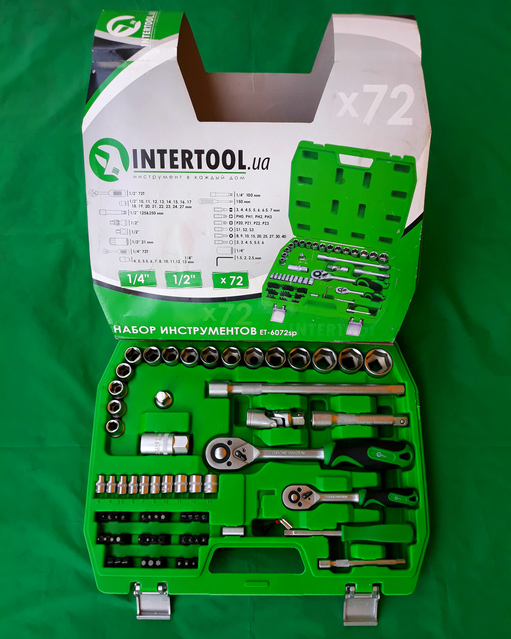 Набір накидних головок і комплектуючих на 72 одиниці. "InterTool series". (4-27мм) 1/4", 1/2" (72T).
