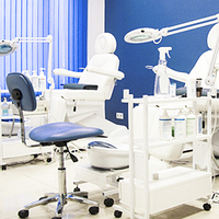 Стілець для майстра педикюру