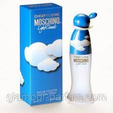 Женская туалетная вода Moschino Cheap and Chic Light Clouds (Москино Чип энд Чик Лайт Клаудс) - фото 1 - id-p5168144