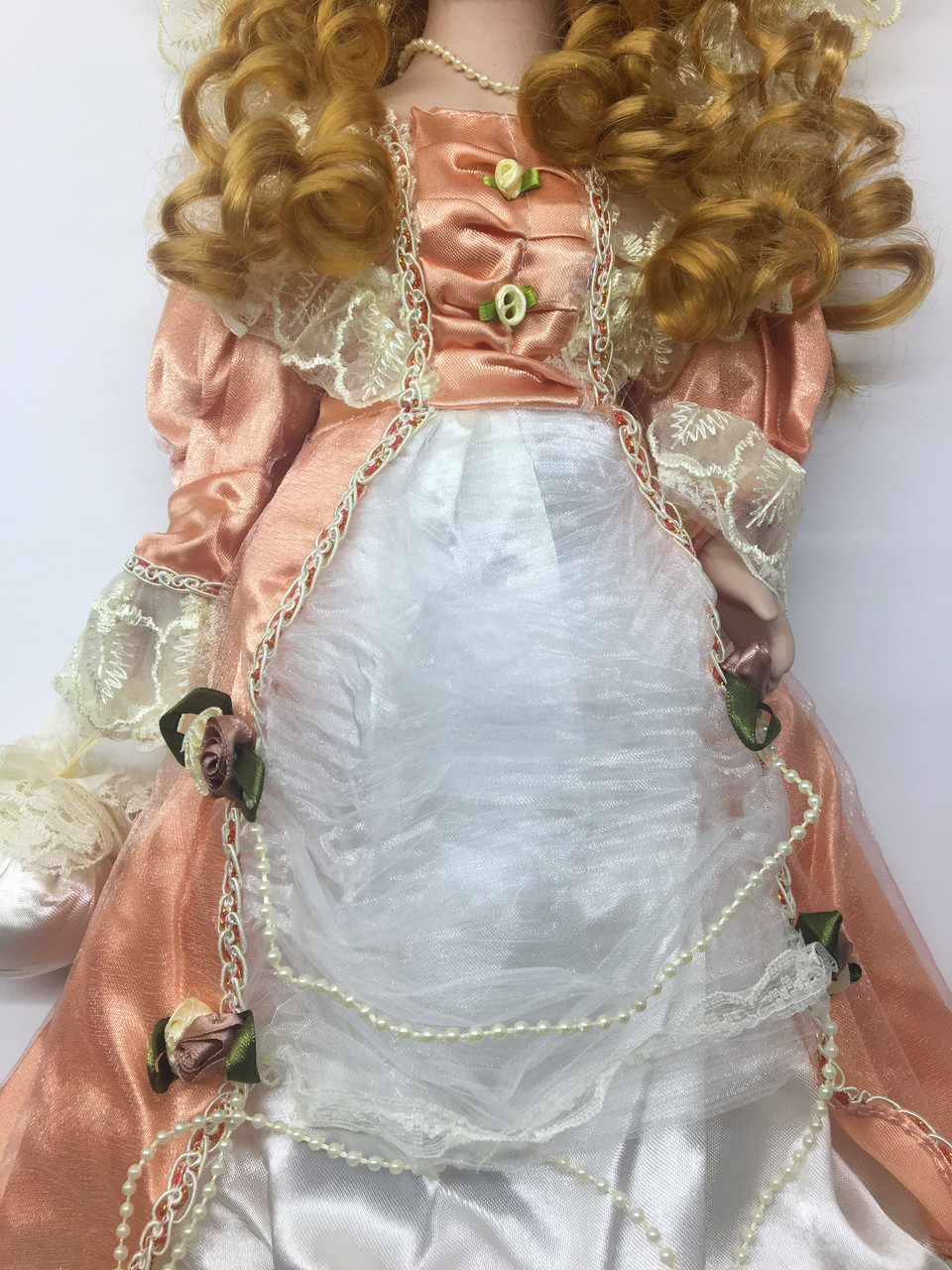 Кукла сувенирная, фарфоровая, коллекционная Porcelain doll "Элиза "45 см (1303-08) - фото 5 - id-p765651200