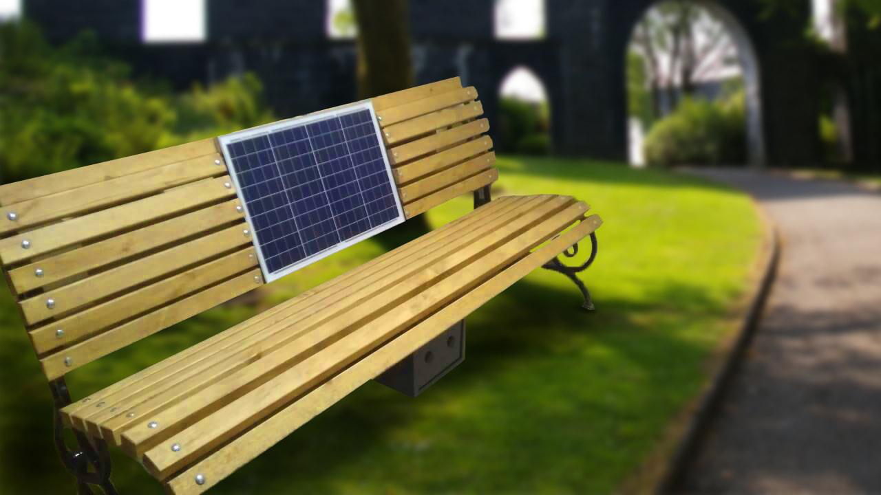 Лава без поручнів для заряджання мобільних ґаджетів Solar panel bench