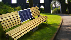 Лава без поручнів для заряджання мобільних ґаджетів Solar panel bench