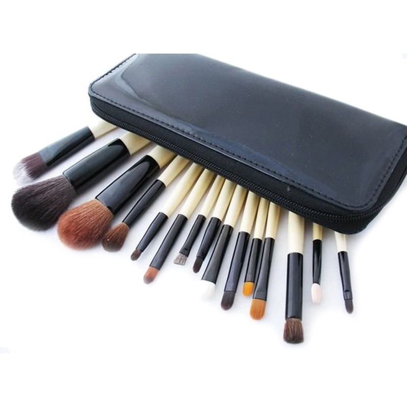 Набір кистей для макіяжу Bobbi Brown 15 штук в гаманці