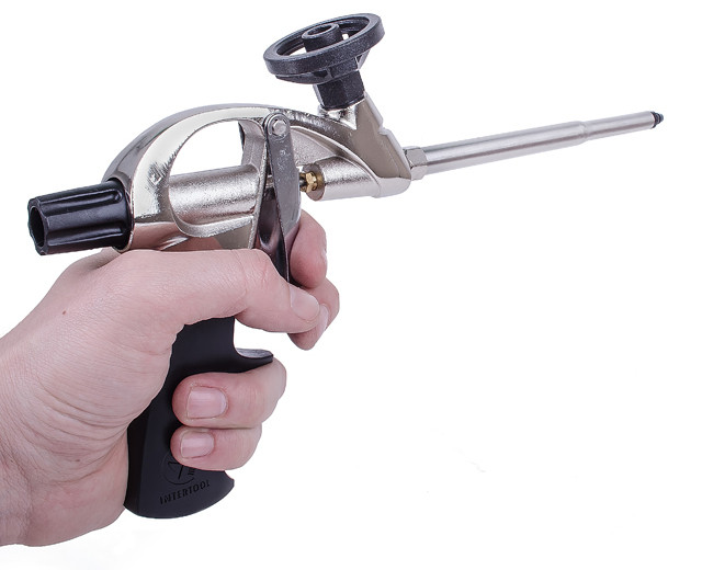 Пістолет для піни з тефлоновим покриттям тримача балона 4 насадки INTERTOOL PT-0604