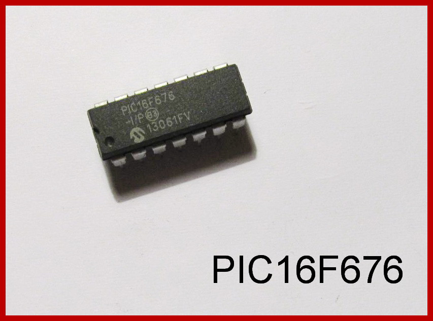 PIC16F676, мікроконтролер.