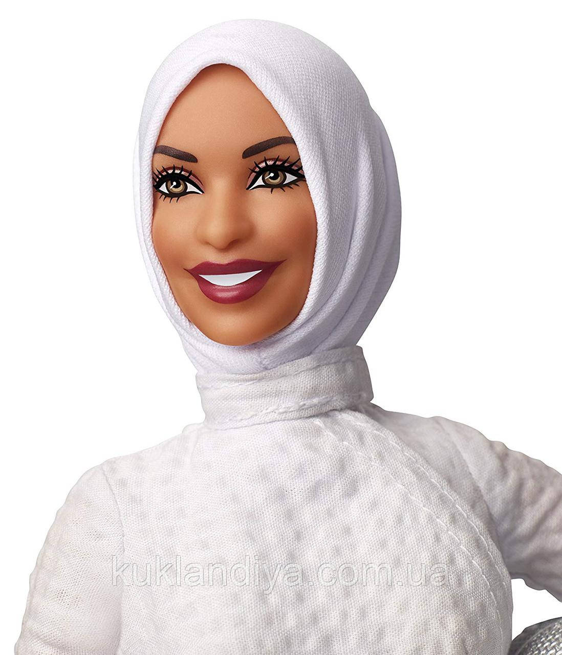 Коллекционная кукла Барби фехтовальщица Ибтихадж Мухаммед - фото 3 - id-p555486288