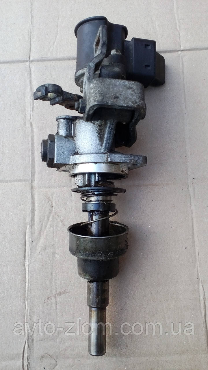 Механізм перемикання передач Volkswagen Passat, Golf3, Vento, Пассат, Гольф3, Венто. 02A301232.