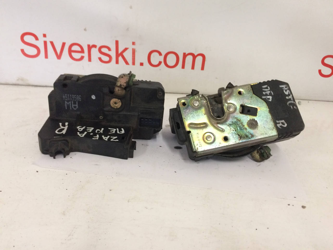 

Замок двери, передний правый, Opel Astra G, Zafira A, 90561154