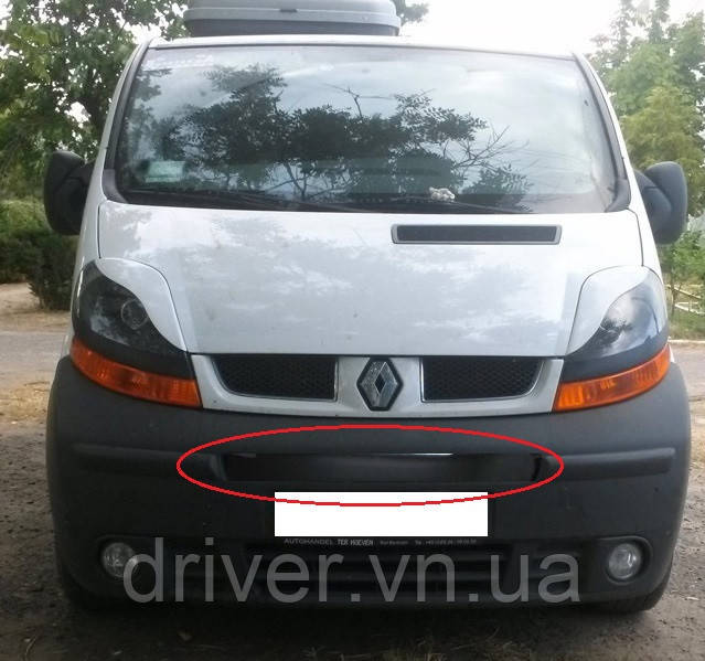 Зимня накладка (глянсова) Opel Vivaro/Renault Trafic 2001-2006 (середня) - фото 1 - id-p769387834