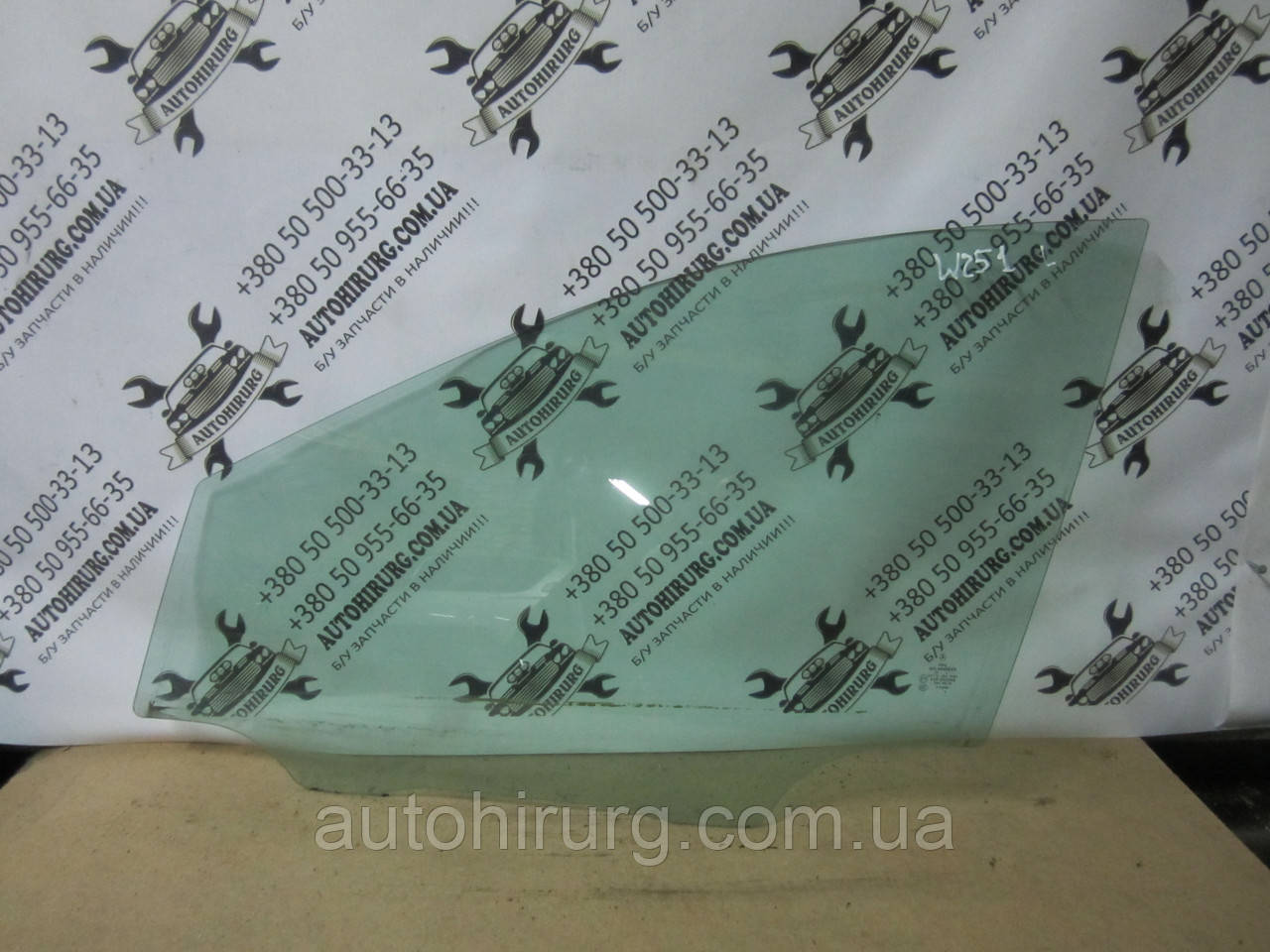 Переднє ліве дверне скло mercedes w251 r-class