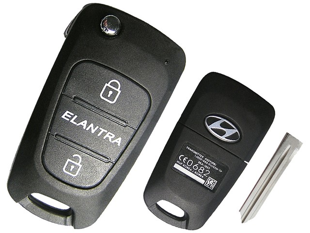 Викидний ключ Hyundai Elantra