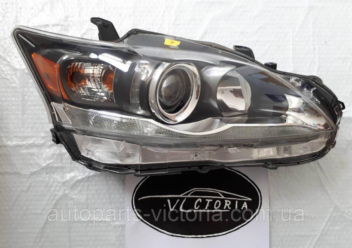 Фара права 81130-76012 Lexus CT200h 2011-2017 БУ