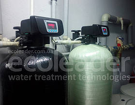 Сиситема DUPLEX складається з двох фільтрів - пом'якшувачів, підключених до водопроводу паралельно. Регенерація кожного з фільтрів відбувається по черзі в міру необхідності.