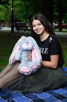 М'яка іграшка Плюшевий зайчик Тотті 45 см Плюшевий кролик Красива м'яка іграшка Іграшки м'які для дітей сірий з рожевим
