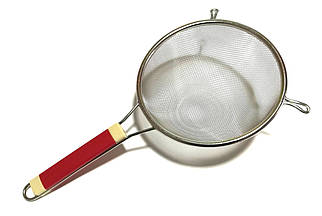 Сито кухонне з пластиковою ручкою 16 см