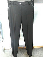 Жіночі класичні штани чорного кольору зі стрілками 52 розміру