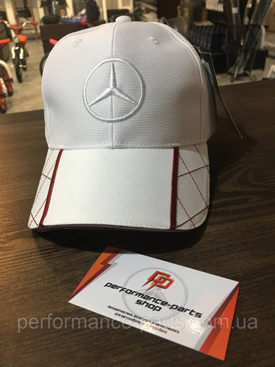 Кепка Mercedes-Benz Collection B66952925 чоловіча. Оригінал. Біло-червоний колір