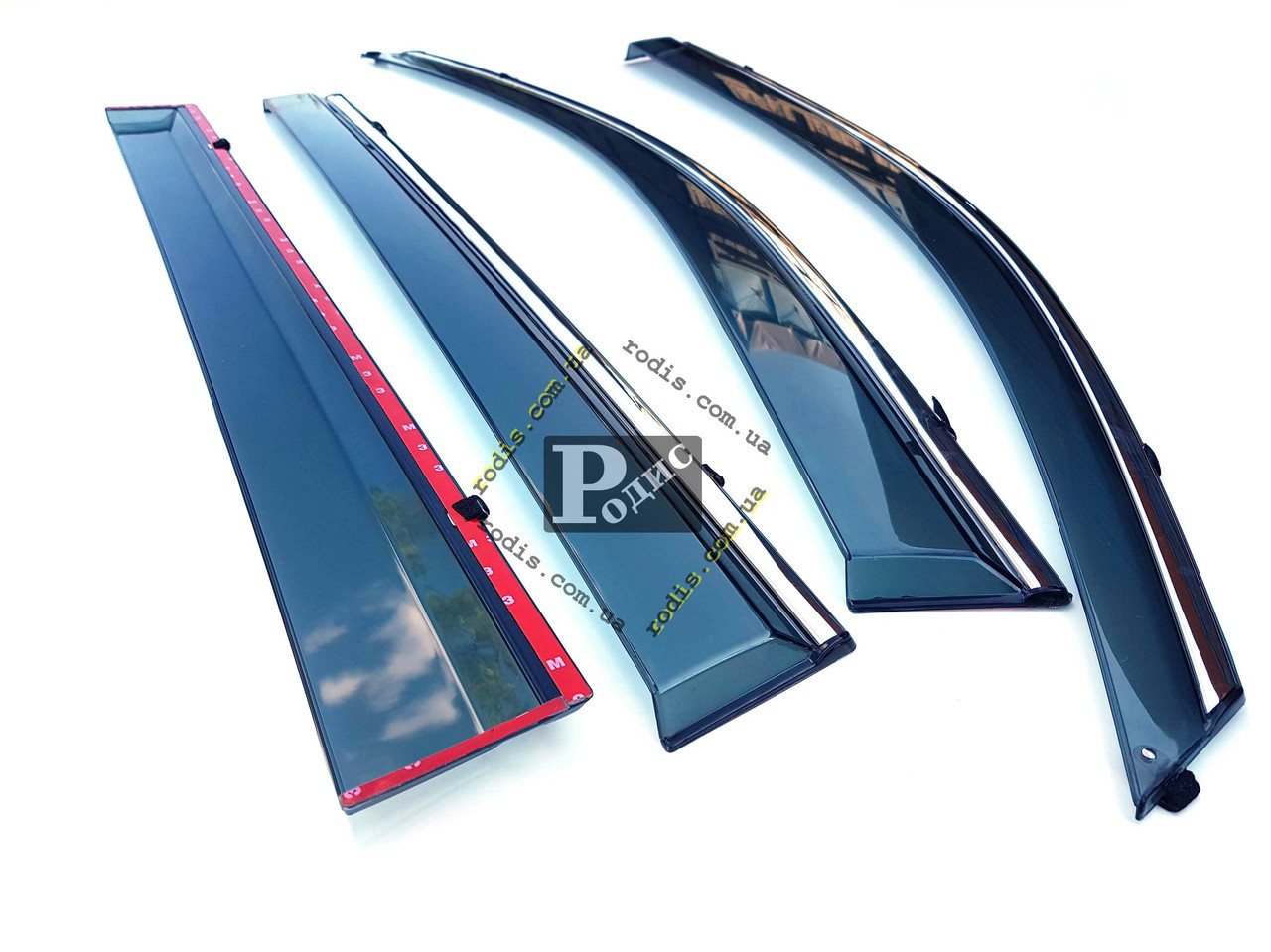 Дефлектори вікон "ALVI" Ford Fiesta VI Sd 2014-н.в. з хром. молдингом — Вітровики Форд Фієста 6, фото 1