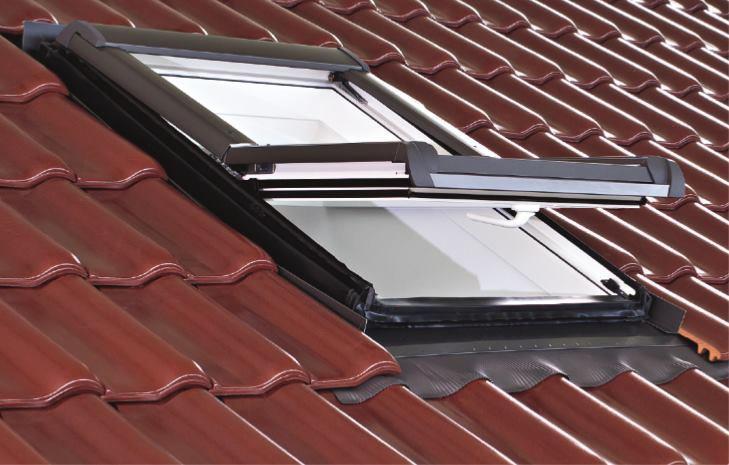 Вікно мансардне з пластику 74х140 см, з блоком WD (Roto Designo R45)., фото 1