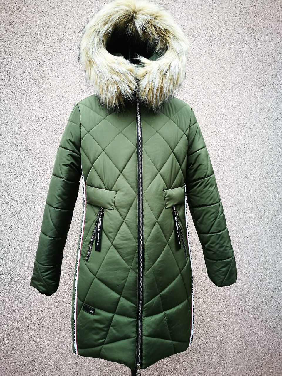 Зимове стьобане пальто для дівчинки 118-135