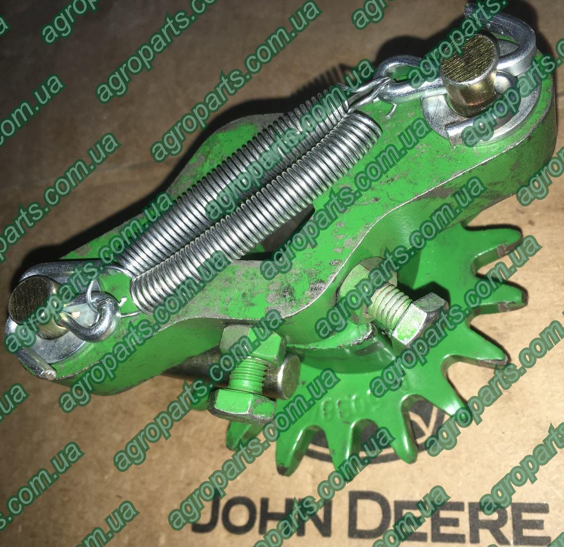 Тріскачка AA36102 DRIVES CHAIN SPROCKET, RIGHT запчастини John Deere зірочка АА36102 храповик