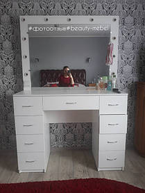 Гримерный стол для домашнего использования в город Киев 1