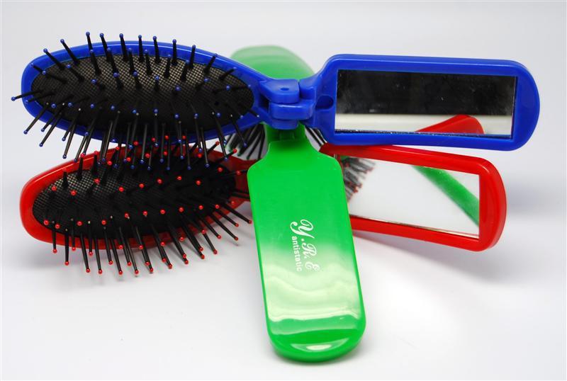 Гребінець масажний із дзеркалом (зелений;черв; бузок.) 8593