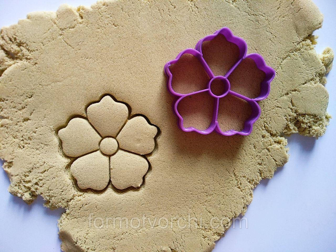 3D-формочки-вирубки для пряників "Квітка 8"