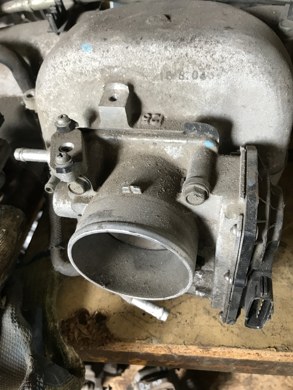 Дросельная заслонка Lexus LS 430 б/у