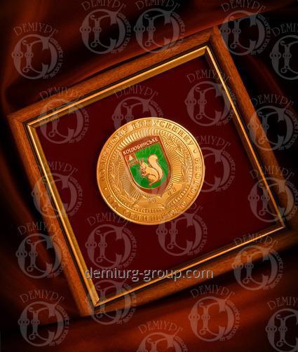 Медаль в рамке