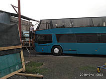 Изготовление и замена лобового верхнего, стекла  на автобус Neoplan 122 верхнее  в Никополе (Украина). 4