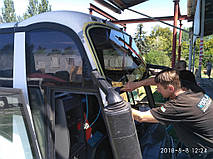 Изготовление и замена лобового стекла на автобус Daf Berkhof AXIAL (MAN A51 18.350 HOCL)  в Никополе (Украина). 21