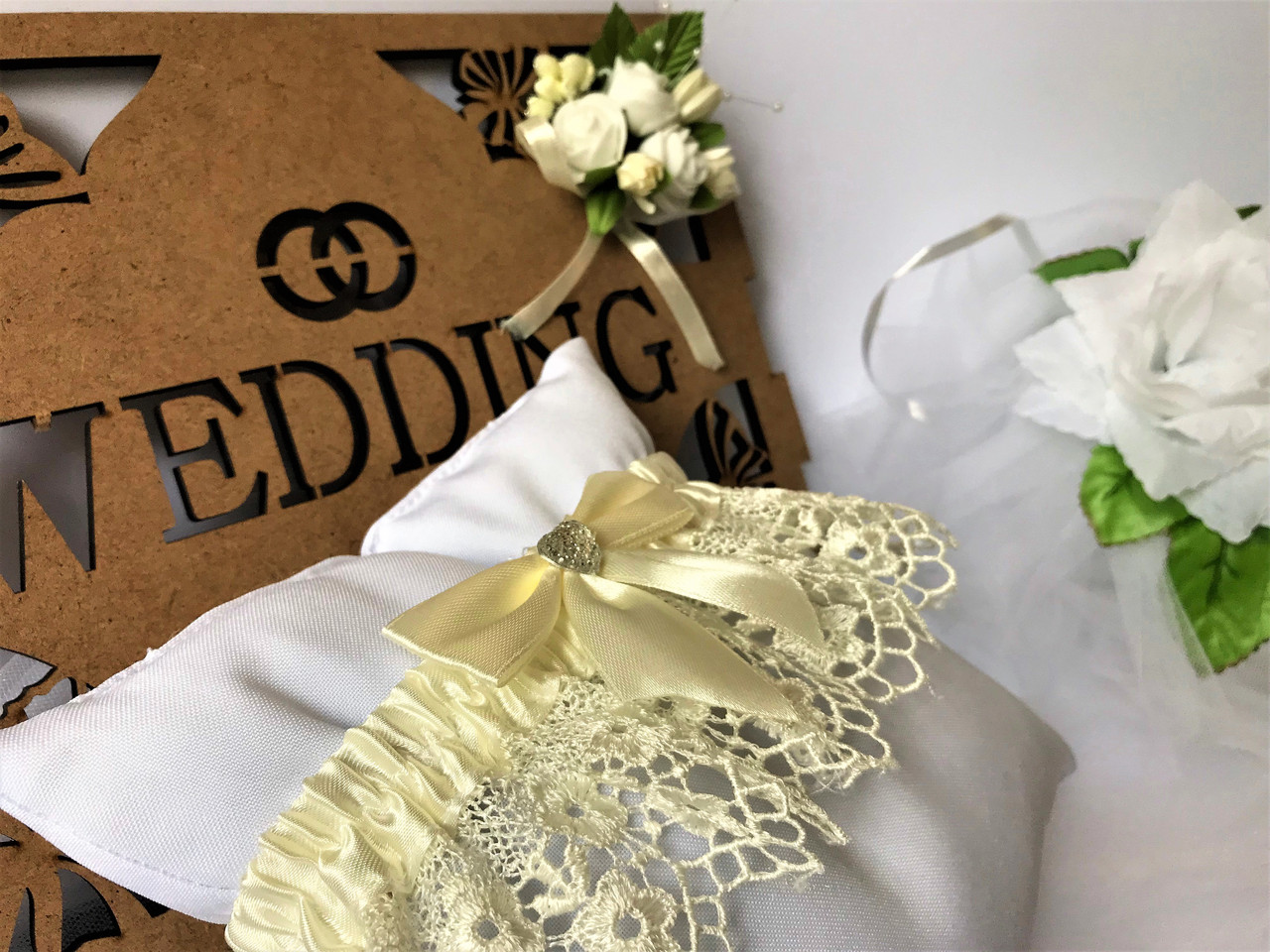 Топ! Оригінальна підв'язка на Весілля для Нареченої, Айворі, 402