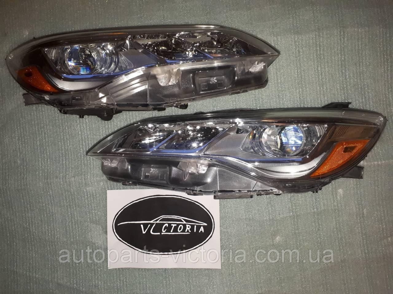 Фара права 81110-06C80 Toyota Camry USA 2015-17 БУ. Оригінал
