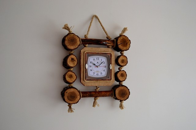 Годинник із дерева настінний
